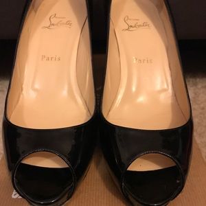 ❣️Authentic Christian Louboutin box &bag included